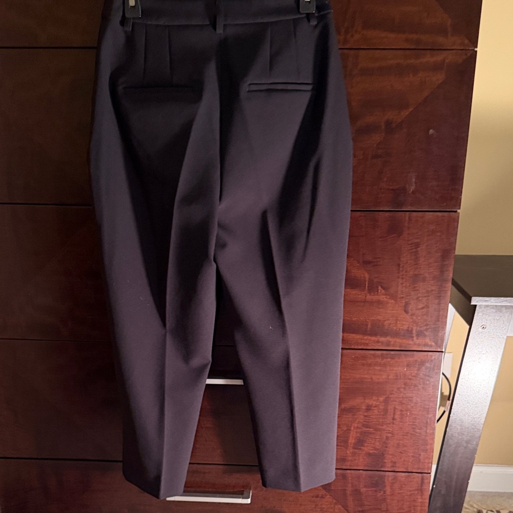 Express Black Ankle Pants - Picture 2 of 4